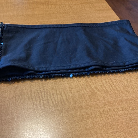 NWT Black sequened bandeau One Size Fits All (most) - Picture 3 of 6